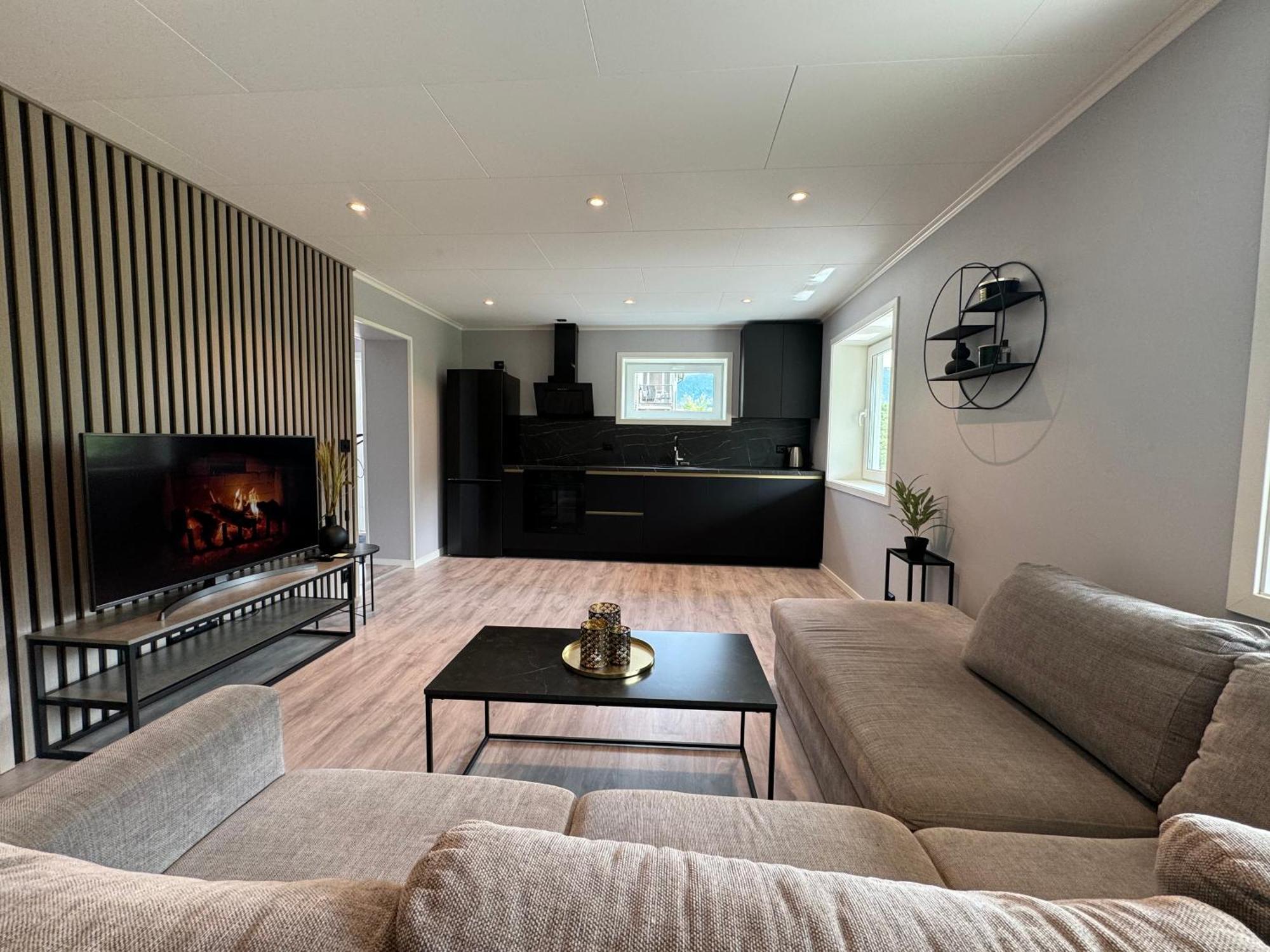Dalen Apartment Stranda  Exteriér fotografie